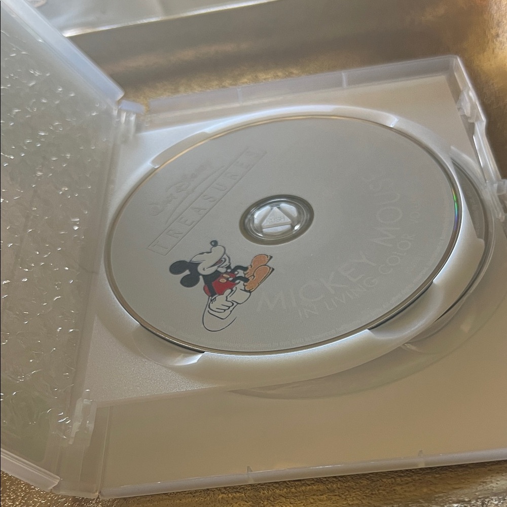 #1512**Walt Disney Treasures: Mickey Mouse in Living Color Volume Two DVD - Picture 2 of 15